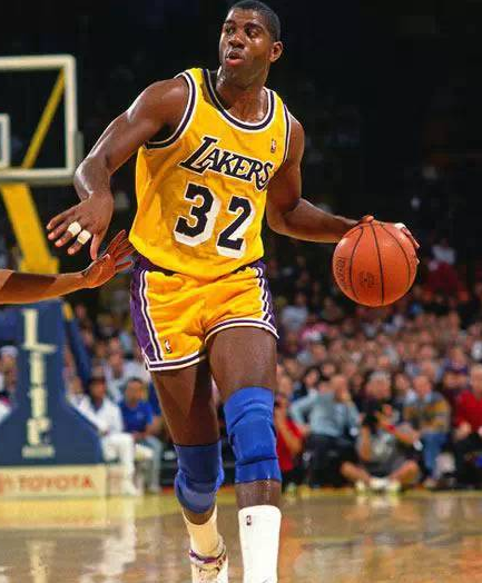 实现社区互 实现社区互