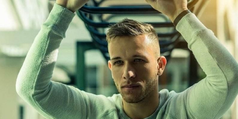 与流派不契 与流派不契