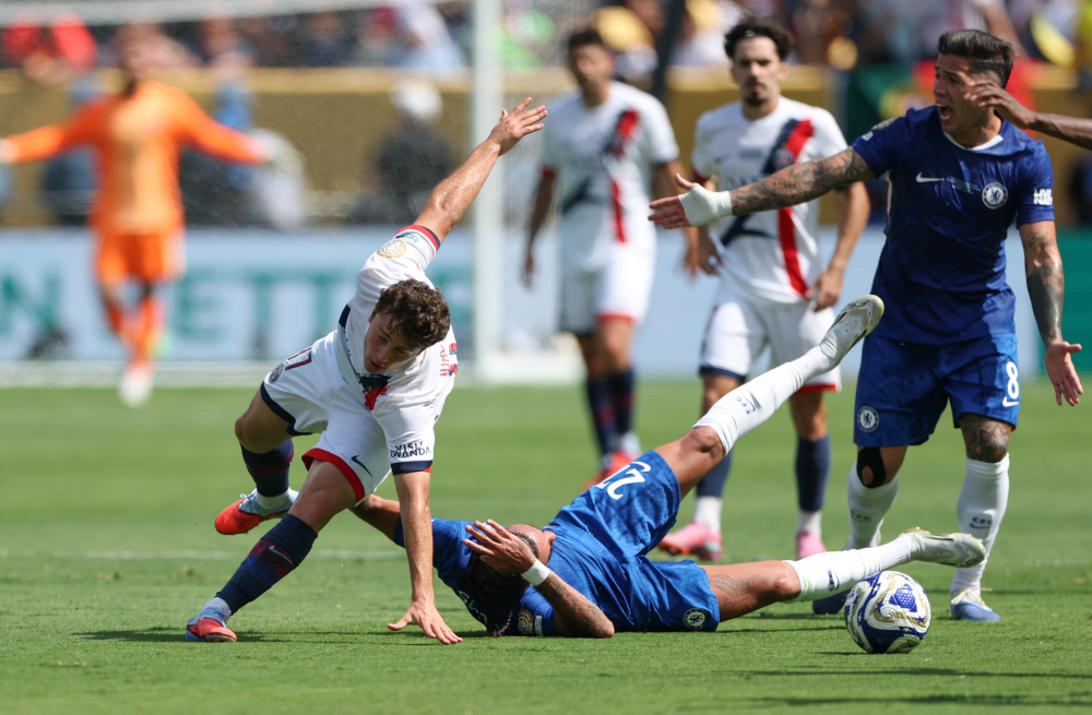 回合以低位 回合以低位